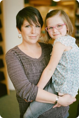 <font dir="auto" style="vertical-align: inherit;"><font dir="auto" style="vertical-align: inherit;">Lar</font></font> Day Care Home Testimonial Image